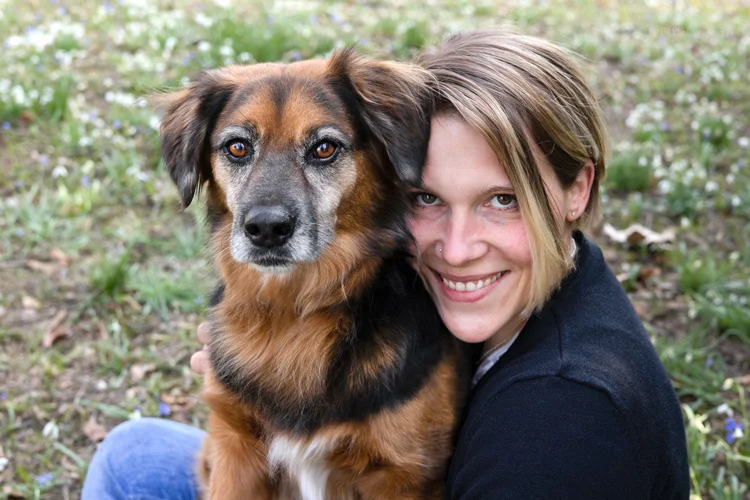 Alisa und Bino in der Natur